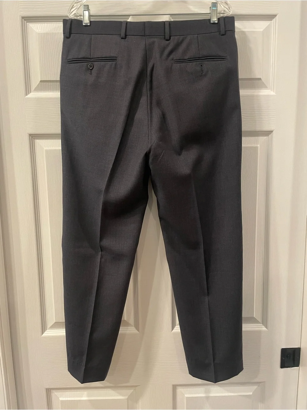 Jos. A. Bank Men's Dark Gray Slim Fit 41R Two-Button Suit 35W